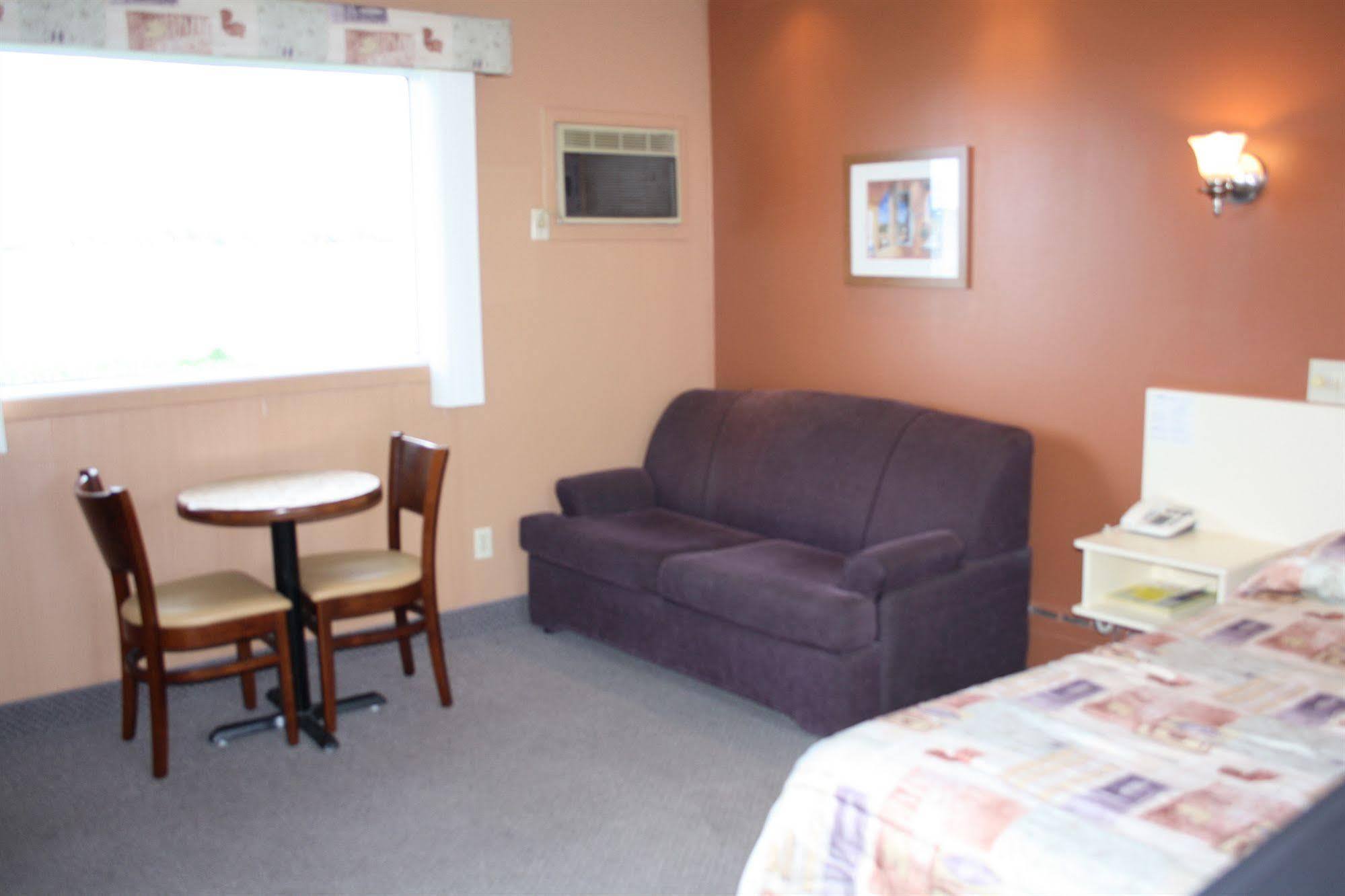 Au Doc Motel Repentigny Exterior foto